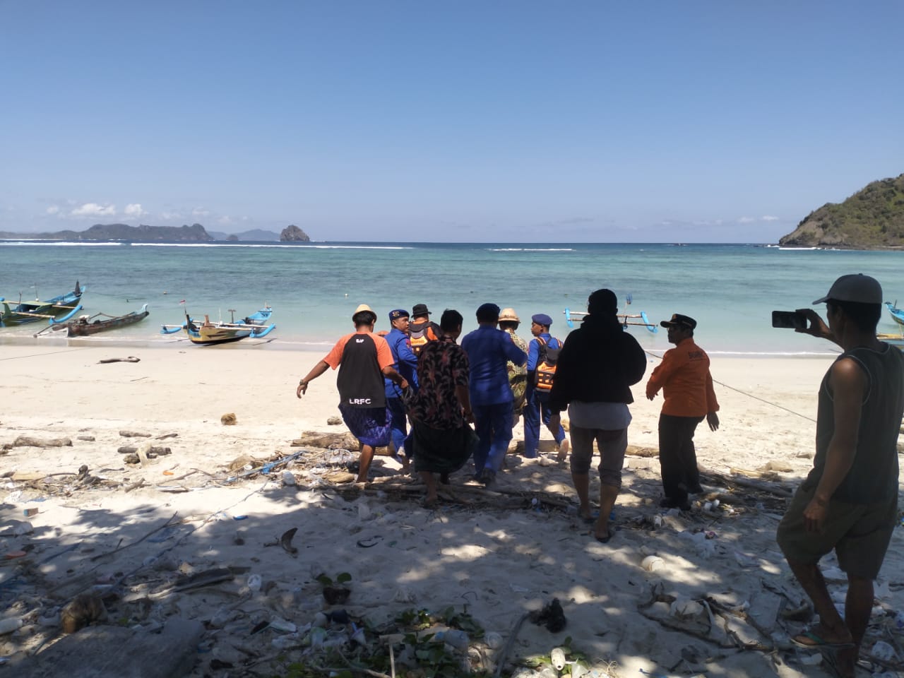 WhatsApp Image 2025-09-21 at 16.37.31 (2) Lombok Barat, Sekotong, Pantai Panggang, pemancing hilang, Basarnas