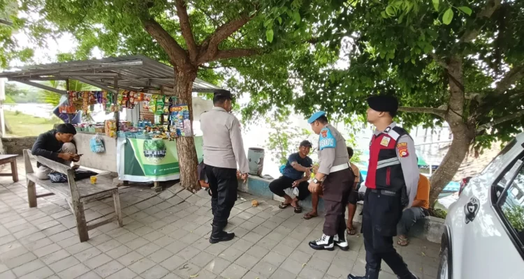 Warga Apresiasi Patroli Rutin Polsek Batulayar, Senggigi Makin Aman